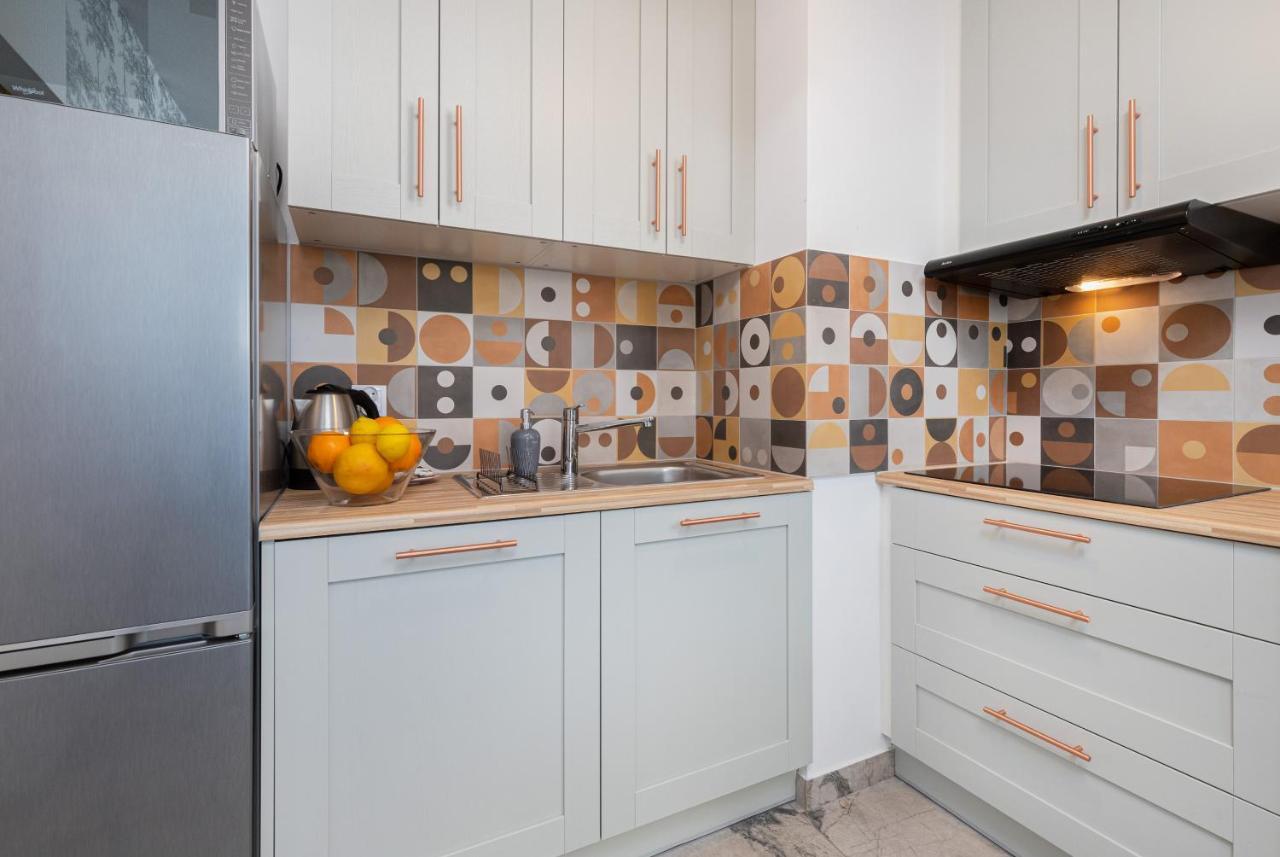 Stylish Rajska With Free Parking In Downtown By Renters Apartamento Gdansk