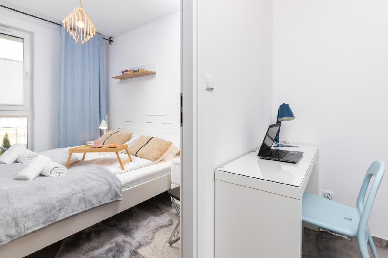 Stylish Rajska With Free Parking In Downtown By Renters Apartment *
